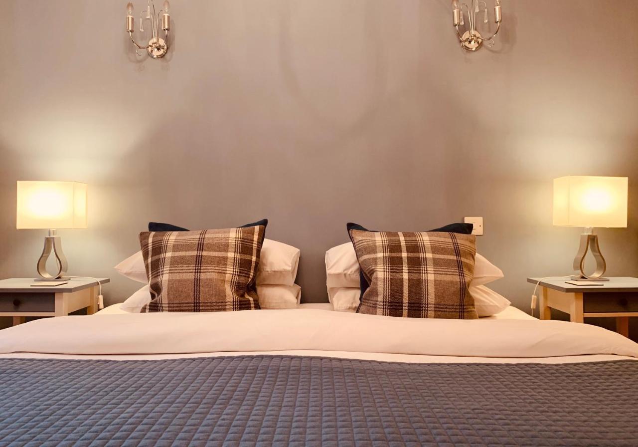 The Royal Mile Residence By Reserve Apartments เอดินบะระ ภายนอก รูปภาพ