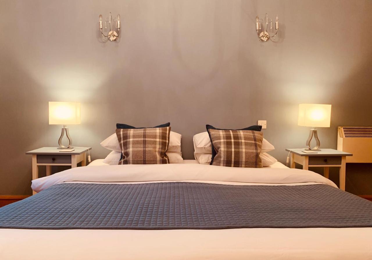 The Royal Mile Residence By Reserve Apartments เอดินบะระ ภายนอก รูปภาพ